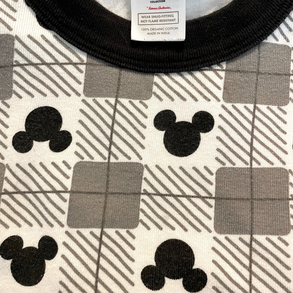 Hanna Anderson Mickey PJs- 150- like new